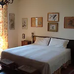 Castello Di Camerletto B&B