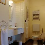 فندق مبيت وإفطار Castello Di Camerletto 4*
