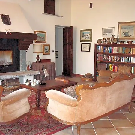 Castello Di Camerletto 4* 카셀레테