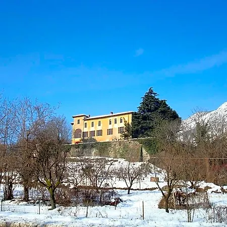 Castello Di Camerletto B&B 4*