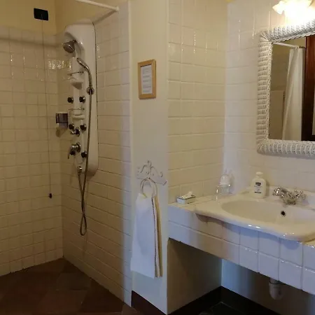 Castello Di Camerletto 4*