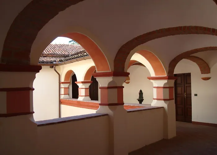 Castello Di Camerletto ベッド・アンド・ブレックファスト