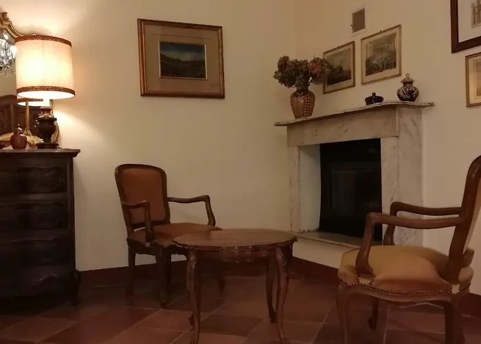 ベッド・アンド・ブレックファスト Castello Di Camerletto Caselette